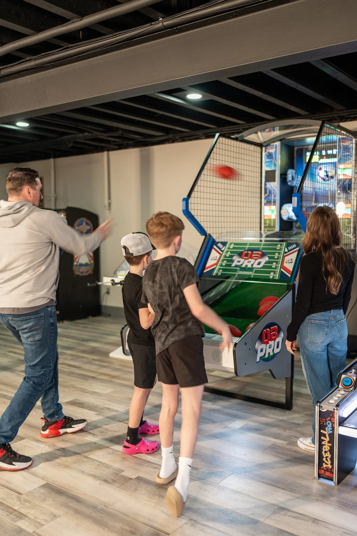 QB Pro Football Arcade (Home Edition)
